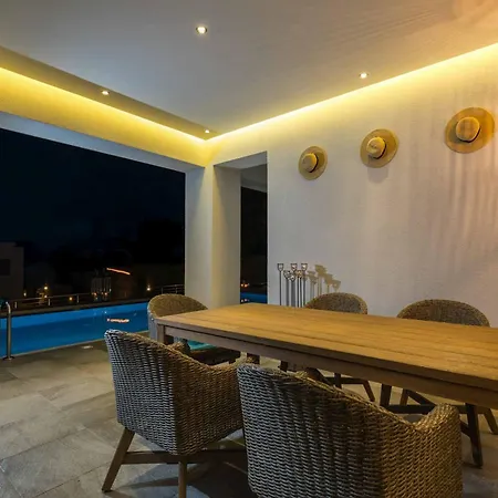 Maia Villa Lachaniá