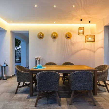 Maia Villa *